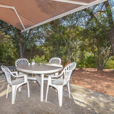1 Bedroom Beautiful In