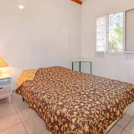 1 Bedroom Beautiful In
