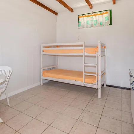 1 Bedroom Beautiful In * Calcatoggio (Corsica)